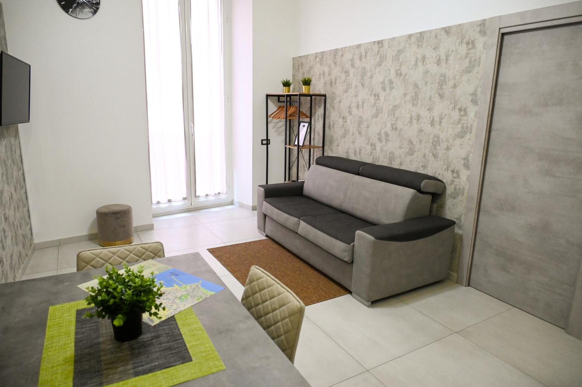 Victry'S Houses Chiaia เนเปิลส์ ภายนอก รูปภาพ
